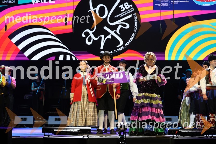 38. Folkart, otvoritev