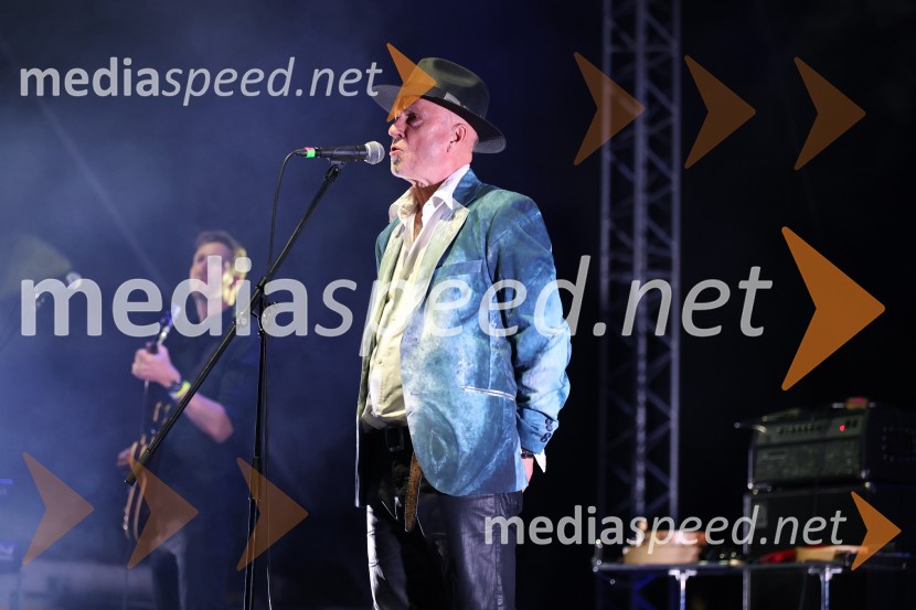  Vlado Kreslin, glasbenikPiše se leto 2026: Kreslin, Predin, Lovšin, Festival Lent