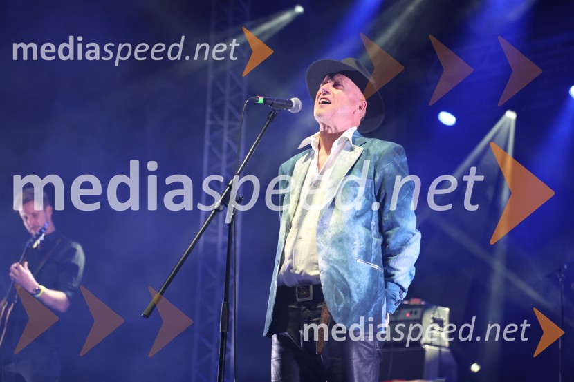  Vlado Kreslin, glasbenikPiše se leto 2026: Kreslin, Predin, Lovšin, Festival Lent