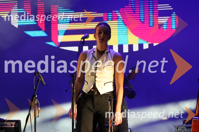 Piše se leto 2026: Kreslin, Predin, Lovšin, Festival Lent