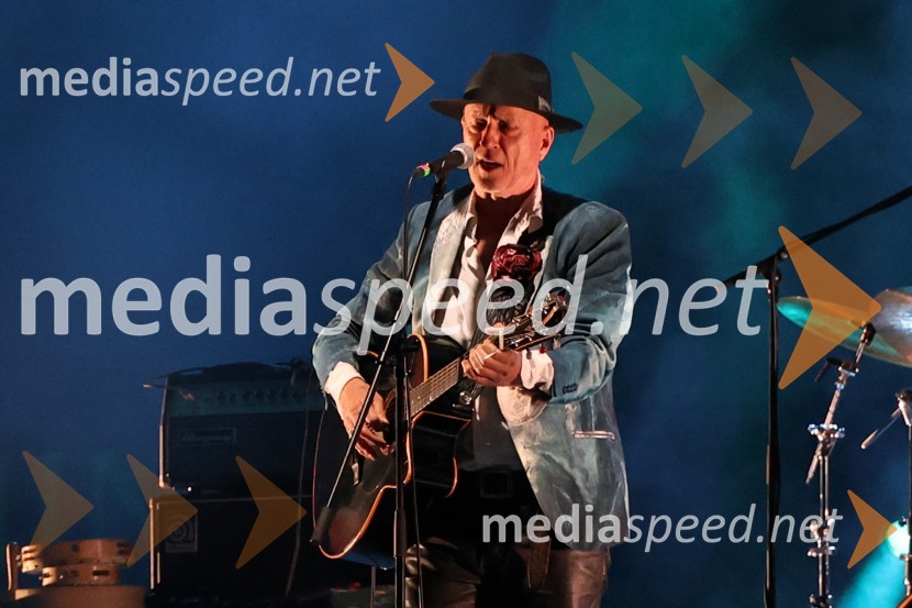  Vlado Kreslin, glasbenikPiše se leto 2026: Kreslin, Predin, Lovšin, Festival Lent