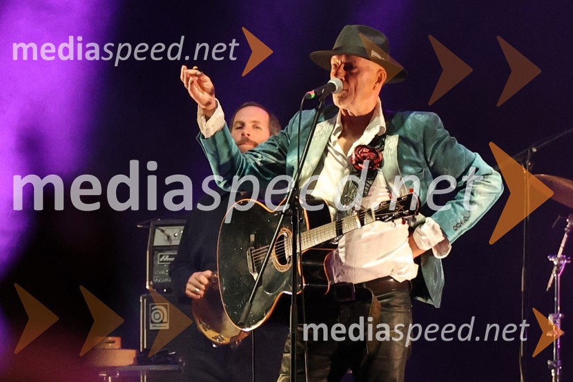  Vlado Kreslin, glasbenikPiše se leto 2026: Kreslin, Predin, Lovšin, Festival Lent