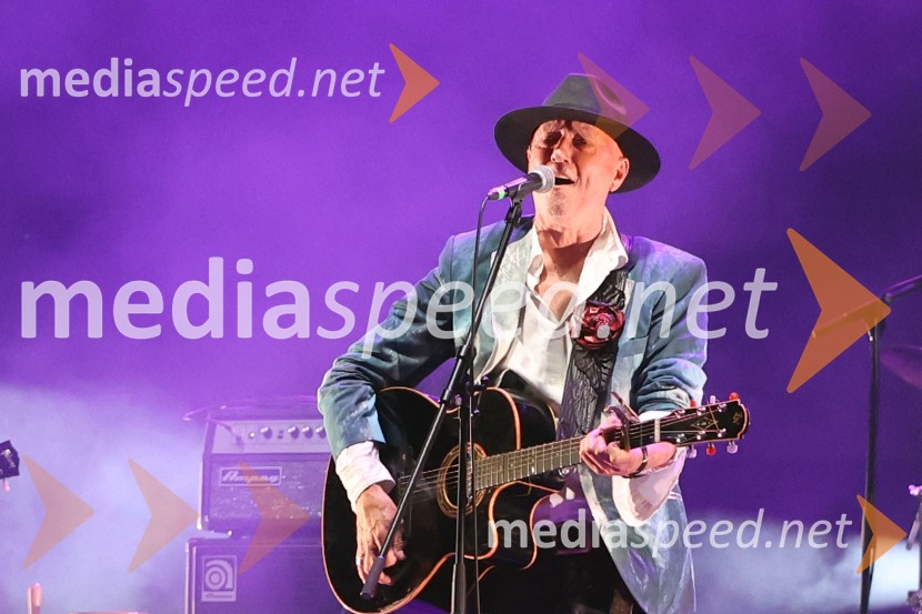  Vlado Kreslin, glasbenikPiše se leto 2026: Kreslin, Predin, Lovšin, Festival Lent