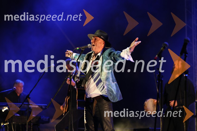  Vlado Kreslin, glasbenikPiše se leto 2026: Kreslin, Predin, Lovšin, Festival Lent