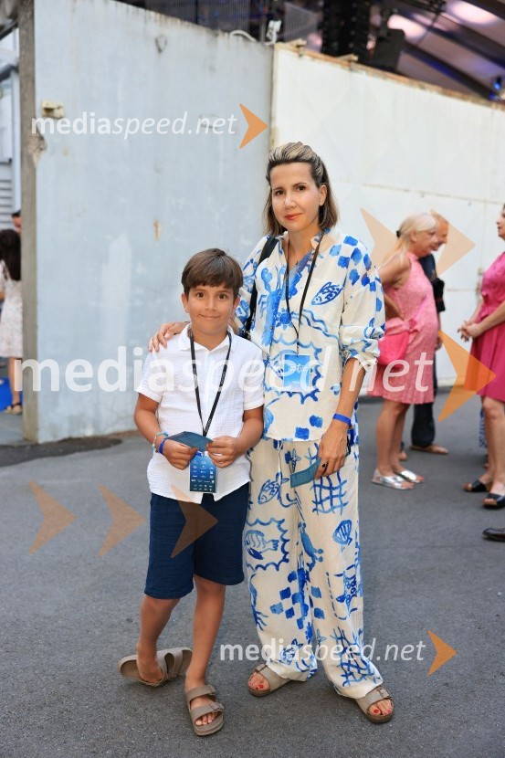 45. Festival Melodije morja in sonca, zmagovalec Drago Mislej Mef