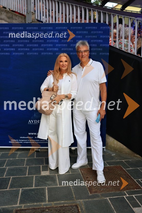 45. Festival Melodije morja in sonca, zmagovalec Drago Mislej Mef