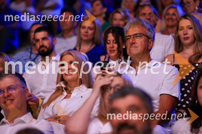 45. Festival Melodije morja in sonca, zmagovalec Drago Mislej Mef