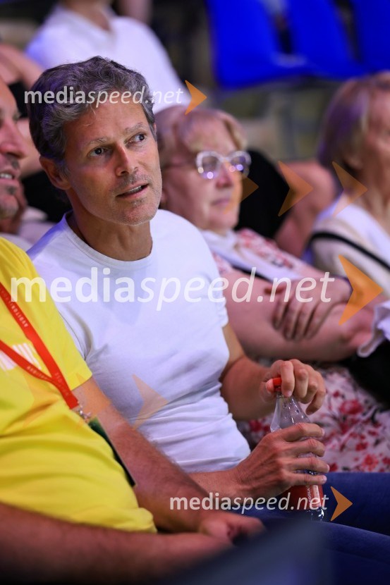 45. Festival Melodije morja in sonca, zmagovalec Drago Mislej Mef