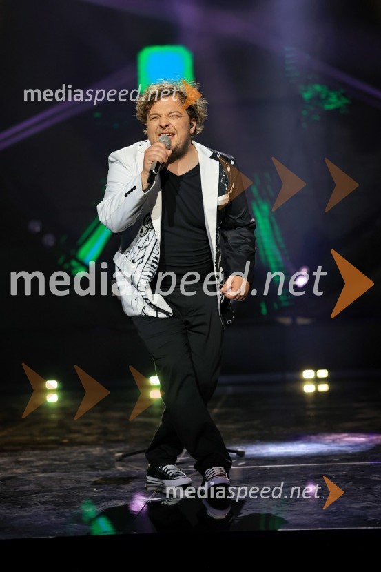 45. Festival Melodije morja in sonca, zmagovalec Drago Mislej Mef