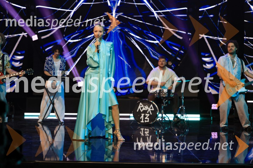 45. Festival Melodije morja in sonca, zmagovalec Drago Mislej Mef