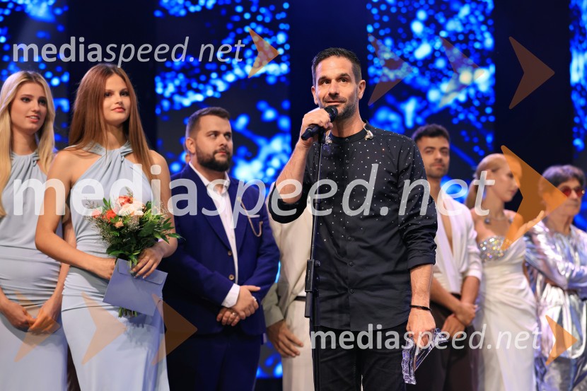45. Festival Melodije morja in sonca, zmagovalec Drago Mislej Mef