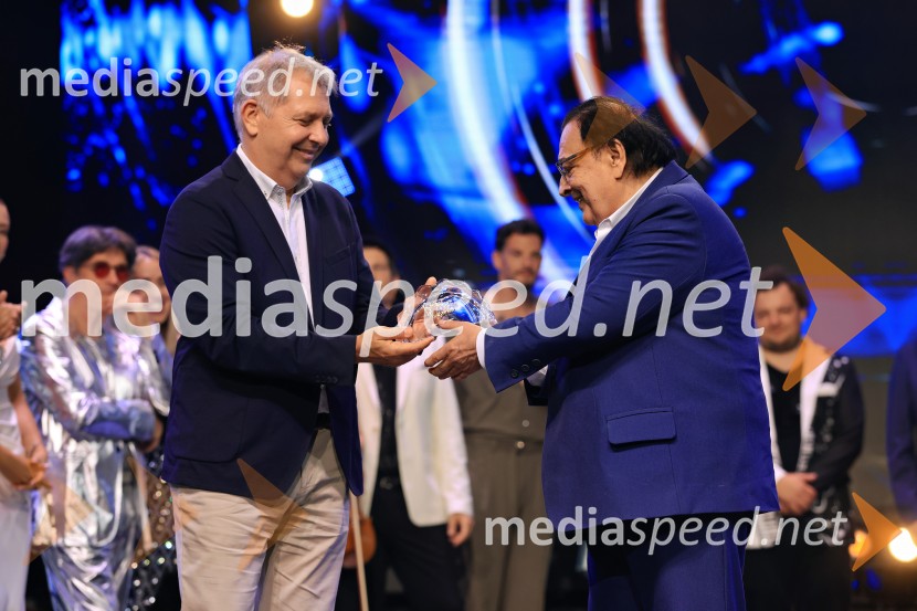 45. Festival Melodije morja in sonca, zmagovalec Drago Mislej Mef