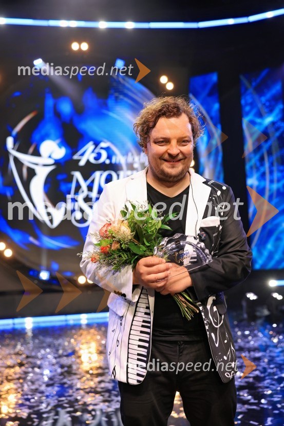 45. Festival Melodije morja in sonca, zmagovalec Drago Mislej Mef