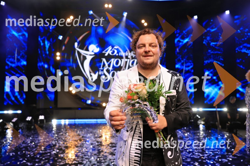 45. Festival Melodije morja in sonca, zmagovalec Drago Mislej Mef