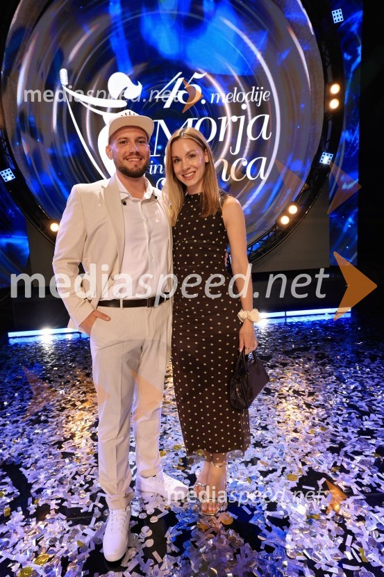 45. Festival Melodije morja in sonca, zmagovalec Drago Mislej Mef