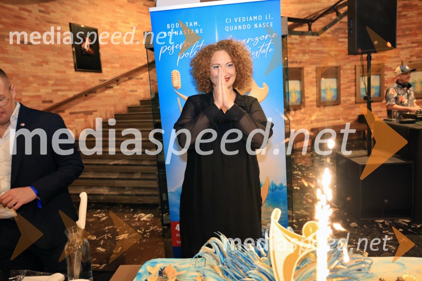 45. Festival Melodije morja in sonca, zmagovalec Drago Mislej Mef