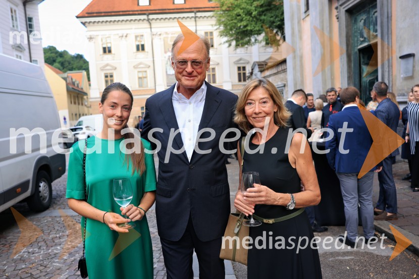 Muzikal Evita na Ljubljana Festivalu, sprejem podjetja Riko