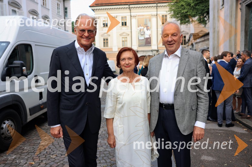 Muzikal Evita na Ljubljana Festivalu, sprejem podjetja Riko