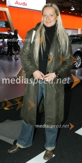 Damjana Seme, celjska dopisnica Pop Tv23. avtomobilski salon Slovenije, Celje