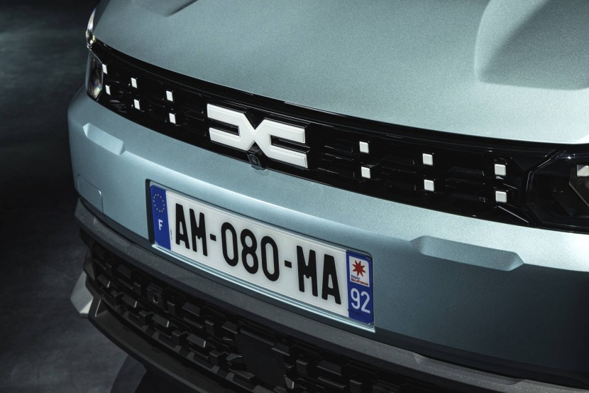 Novi Dacia Striker: Najboljše iz treh svetov