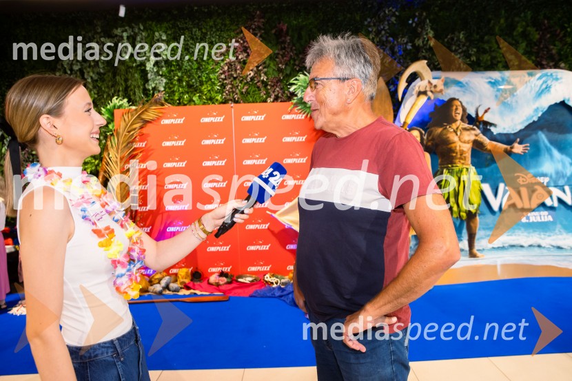  Tjaša Železen, novinarka POP TV;  Vojko Sfiligoj, skladateljVaiana, predpremiera, Cineplexx