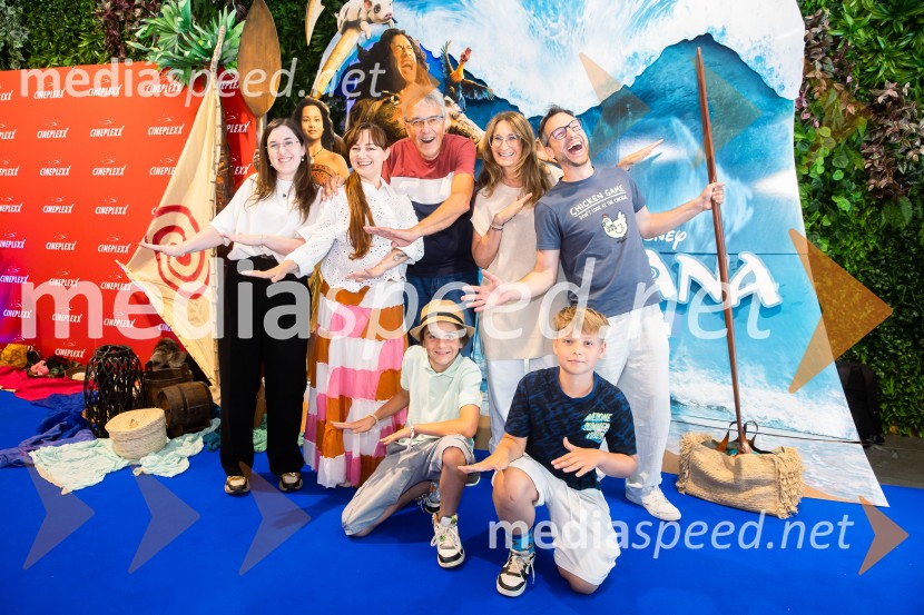  ... ;  Sandra Klemm, Sendi, pevka;  Vojko Sfiligoj, skladatelj;  Patrik Novak;  ... ;  Srđan Milovanović, glasbenik;  ... Vaiana, predpremiera, Cineplexx
