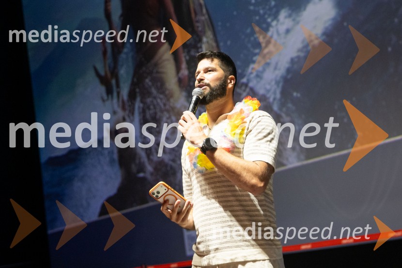  Uroš Bitenc, moderator, vplivnežVaiana, predpremiera, Cineplexx