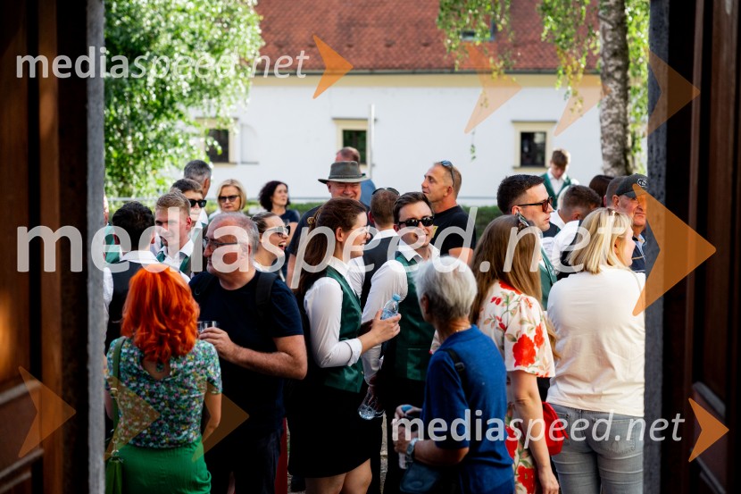 Dan Laščanov, Pivo in cvetje 2026