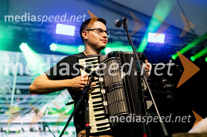Dan Laščanov, Pivo in cvetje 2026
