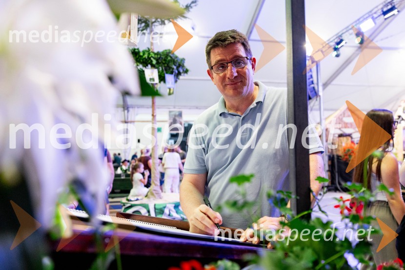 Dan Laščanov, Pivo in cvetje 2026