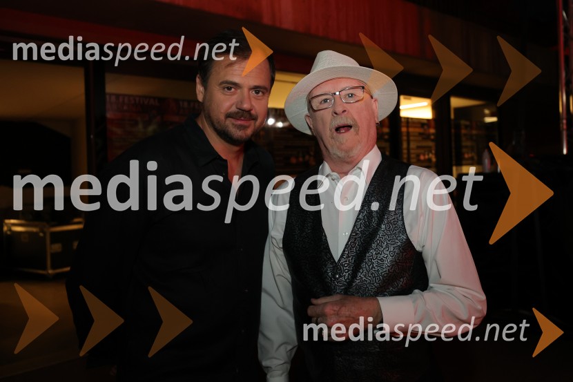  Andraž Hribar, pevec;  Tomaž Domicelj, glasbenikVečer slovenske popevke, 18. Festival Arsana