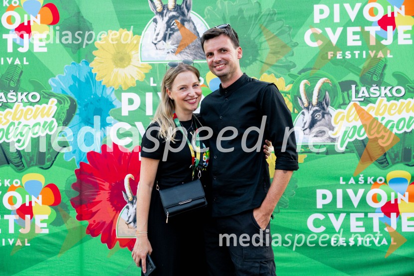 Pivo in cvetje 2026, petek