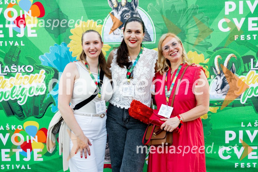 Pivo in cvetje 2026, petek