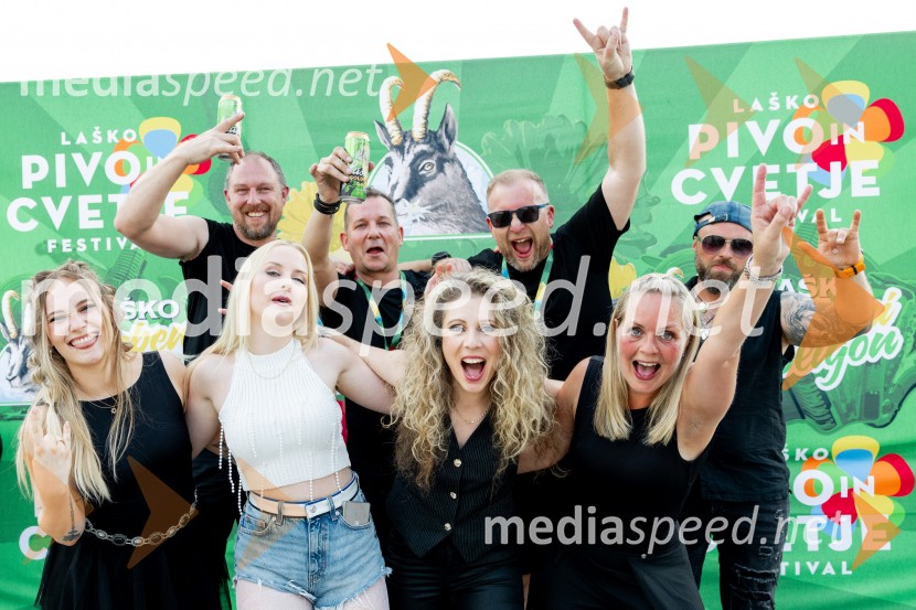 Pivo in cvetje 2026, petek
