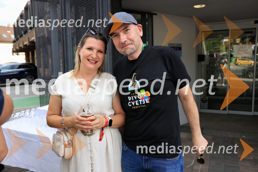 Pivo in cvetje 2026, petek