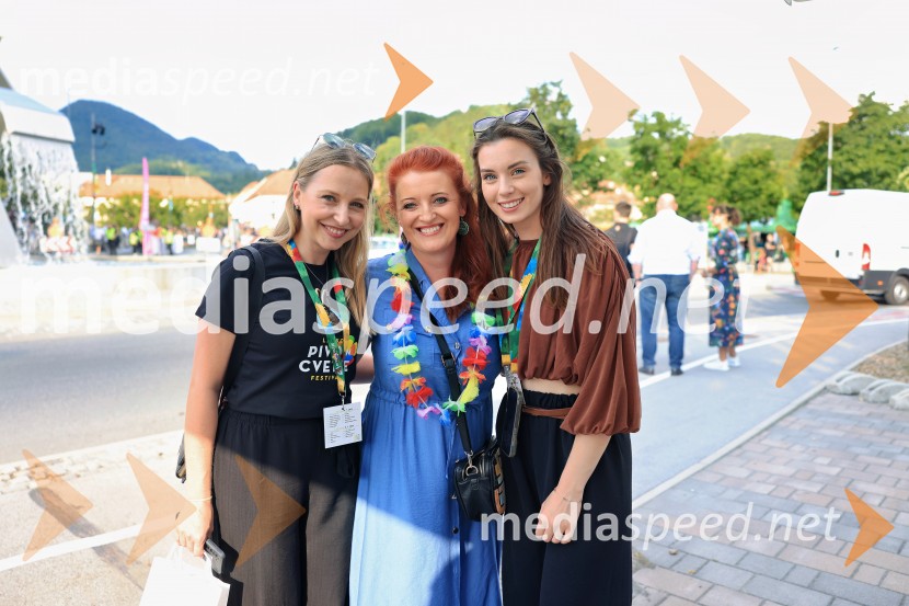 Pivo in cvetje 2026, petek