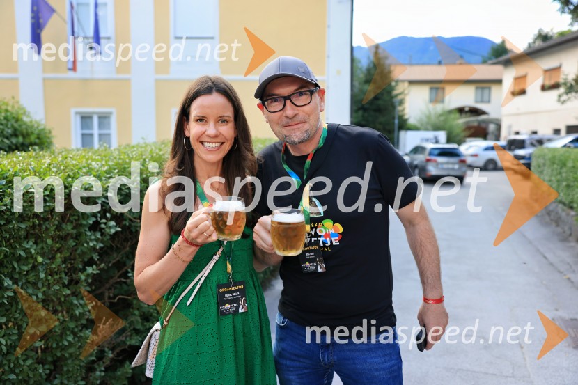 Pivo in cvetje 2026, petek