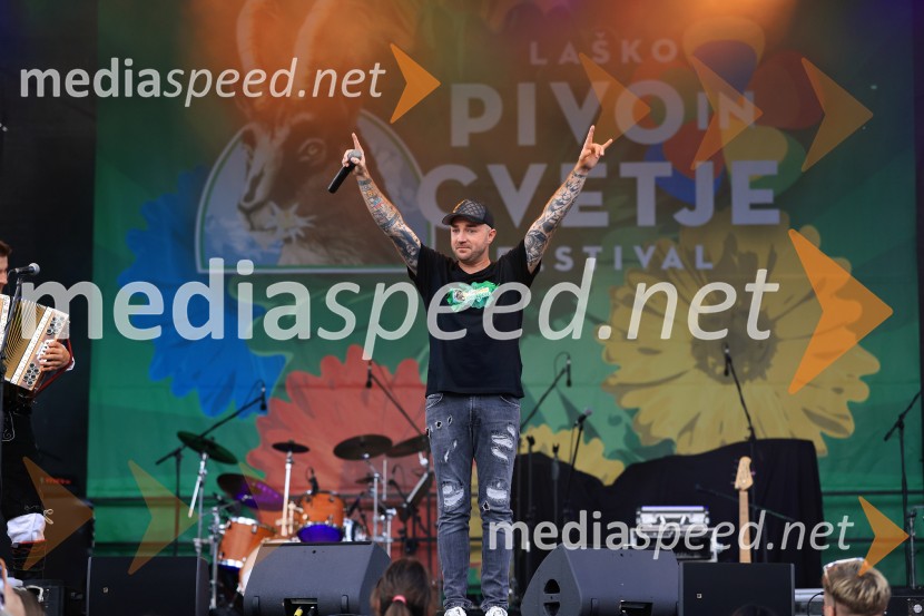 Pivo in cvetje 2026, petek