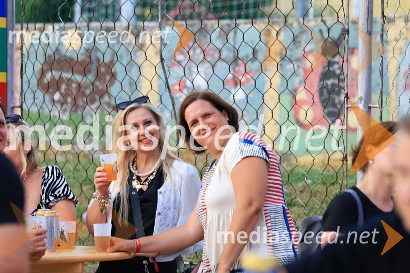 Pivo in cvetje 2026, petek