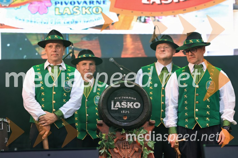Pivo in cvetje 2026, petek