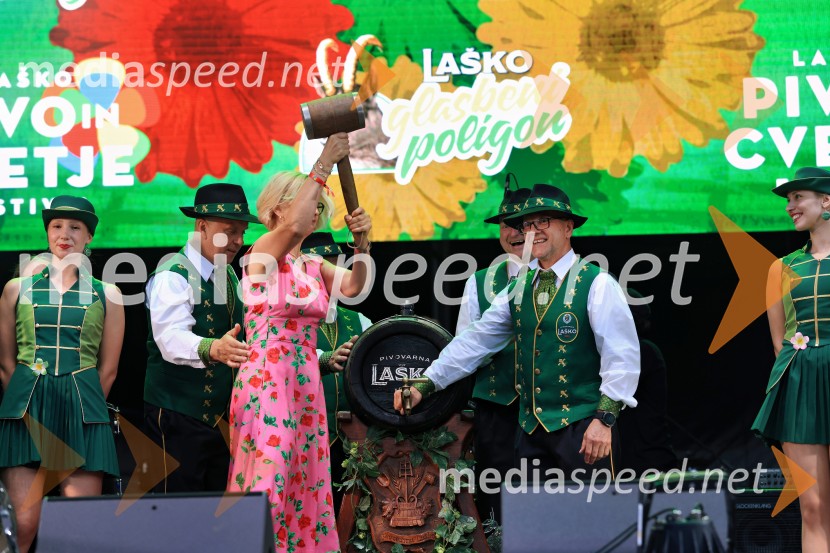 Pivo in cvetje 2026, petek