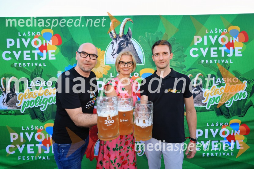 Pivo in cvetje 2026, petek