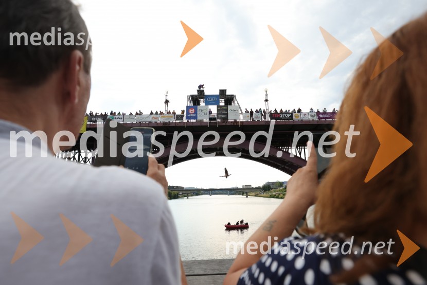 26. Mednarodna tekma v akrobatskih skokih iz Dravskega mostu 2026