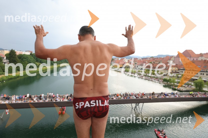 26. Mednarodna tekma v akrobatskih skokih iz Dravskega mostu 2026