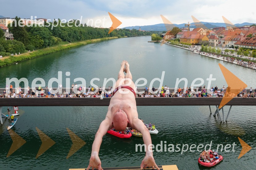 26. Mednarodna tekma v akrobatskih skokih iz Dravskega mostu 2026