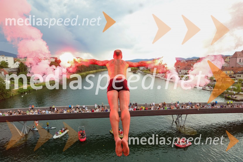 26. Mednarodna tekma v akrobatskih skokih iz Dravskega mostu 2026