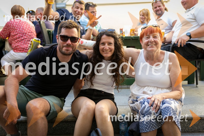 Pivo in cvetje 2026, nedelja