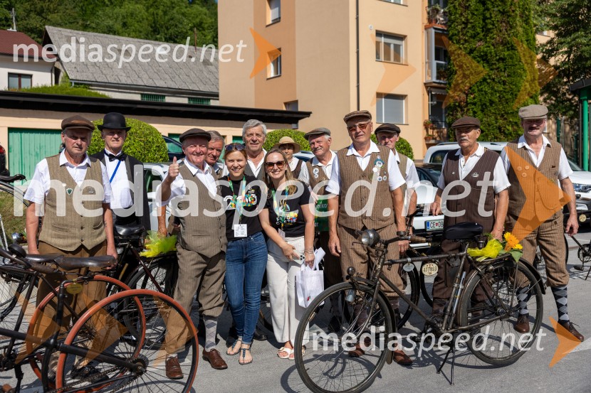 Pivo in cvetje 2026, nedelja