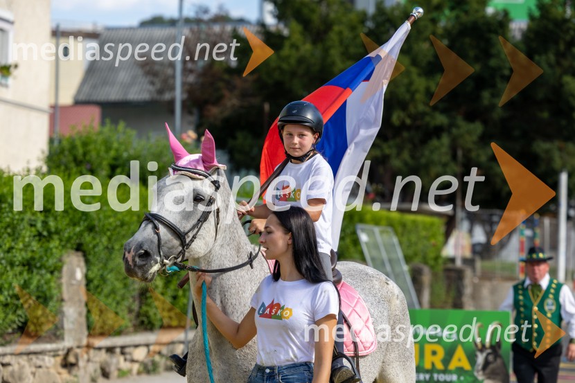 Pivo in cvetje 2026, nedelja