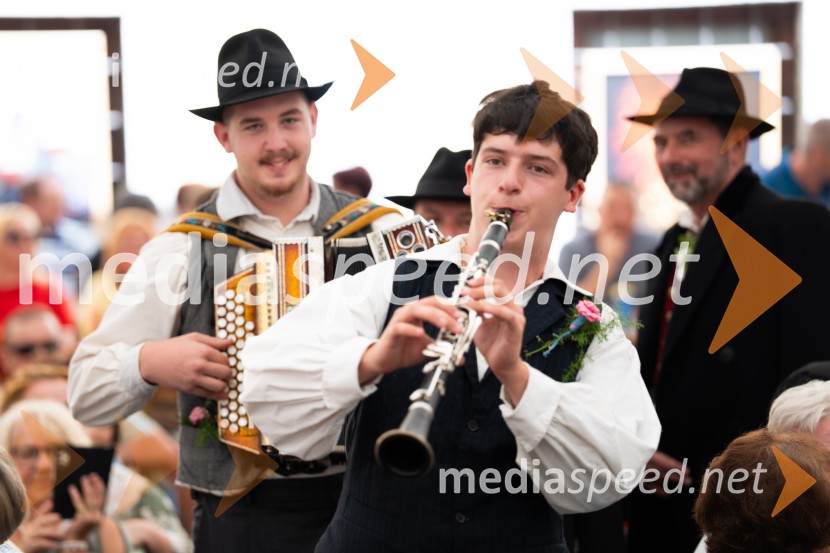 Pivo in cvetje 2026, nedelja